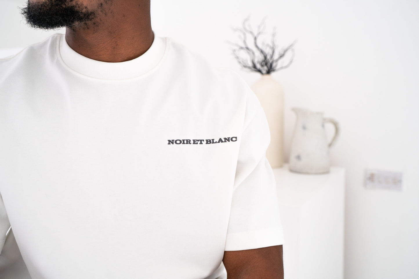 White Premium Heavyweight T-Shirt With Face Design