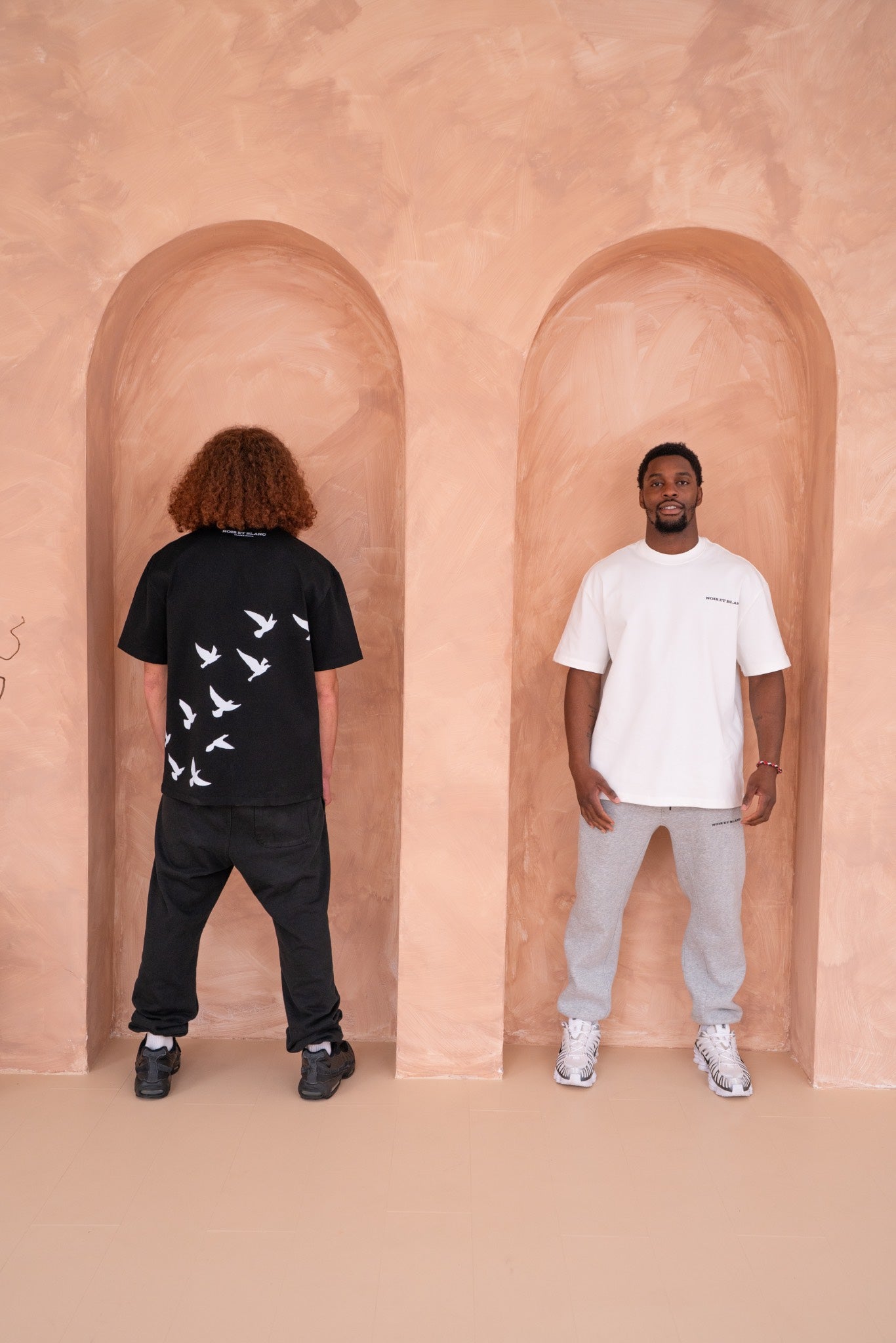 Black Everyday Sweatshirt With Bird Design