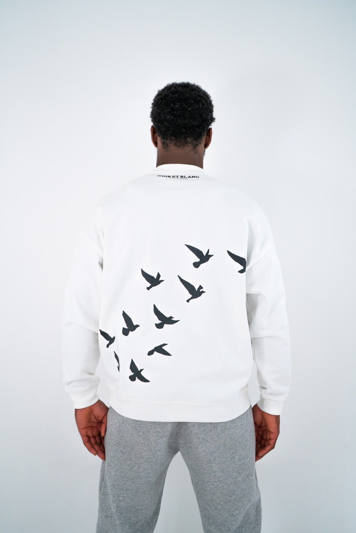 White Every Day Sweatshirt With Bird Design