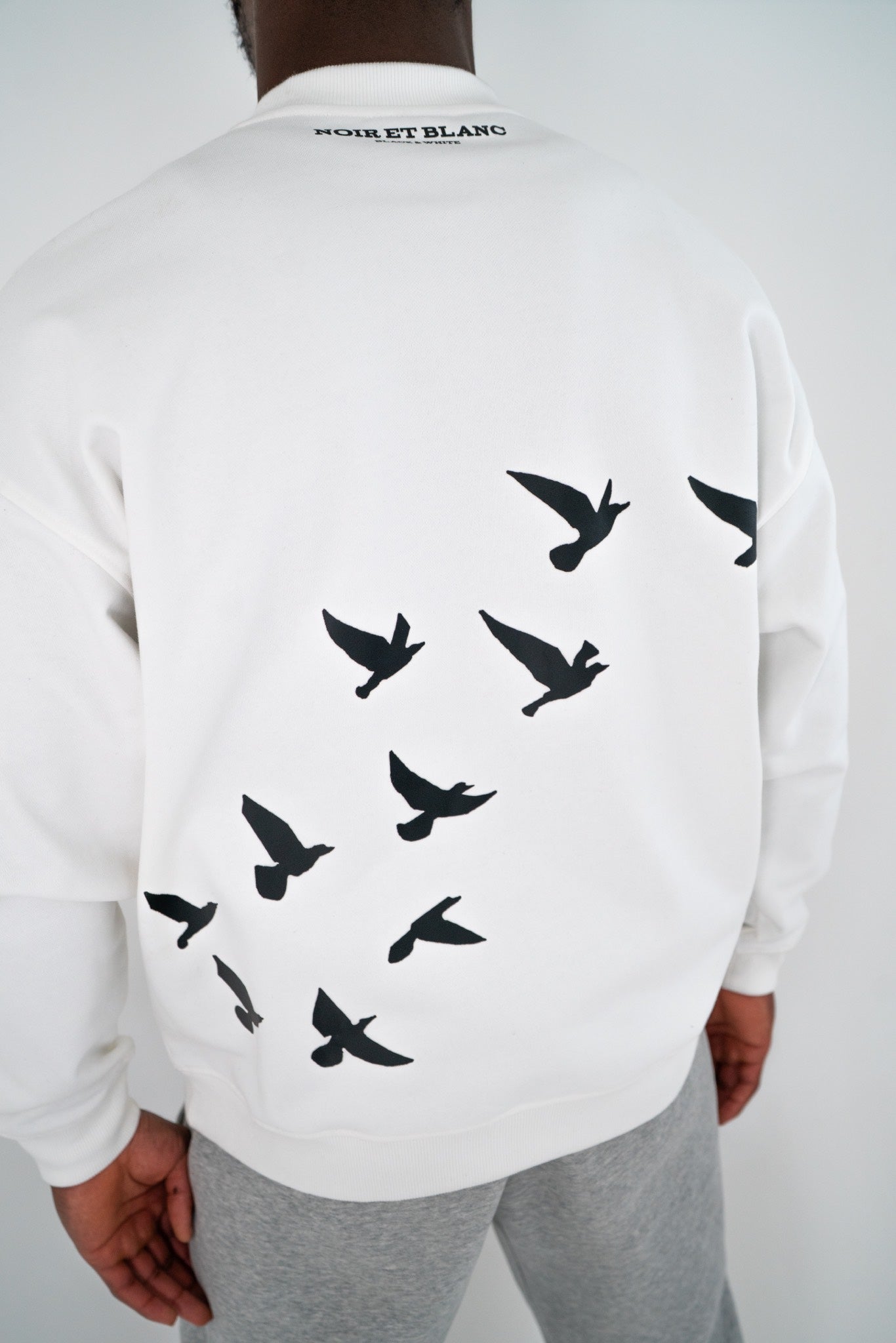 White Every Day Sweatshirt With Bird Design