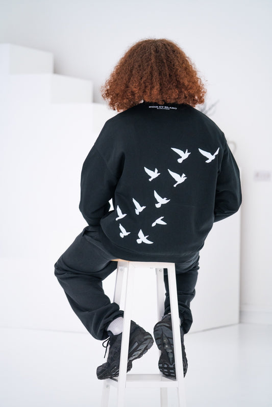 Black Everyday Sweatshirt With Bird Design